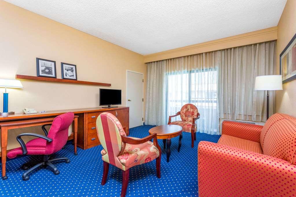 Comfort Inn Roswell-Dunwoody ภายนอก รูปภาพ