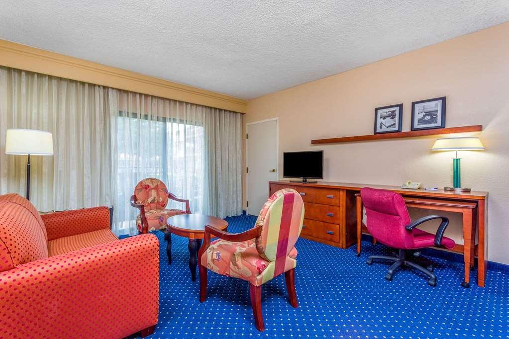 Comfort Inn Roswell-Dunwoody ภายนอก รูปภาพ