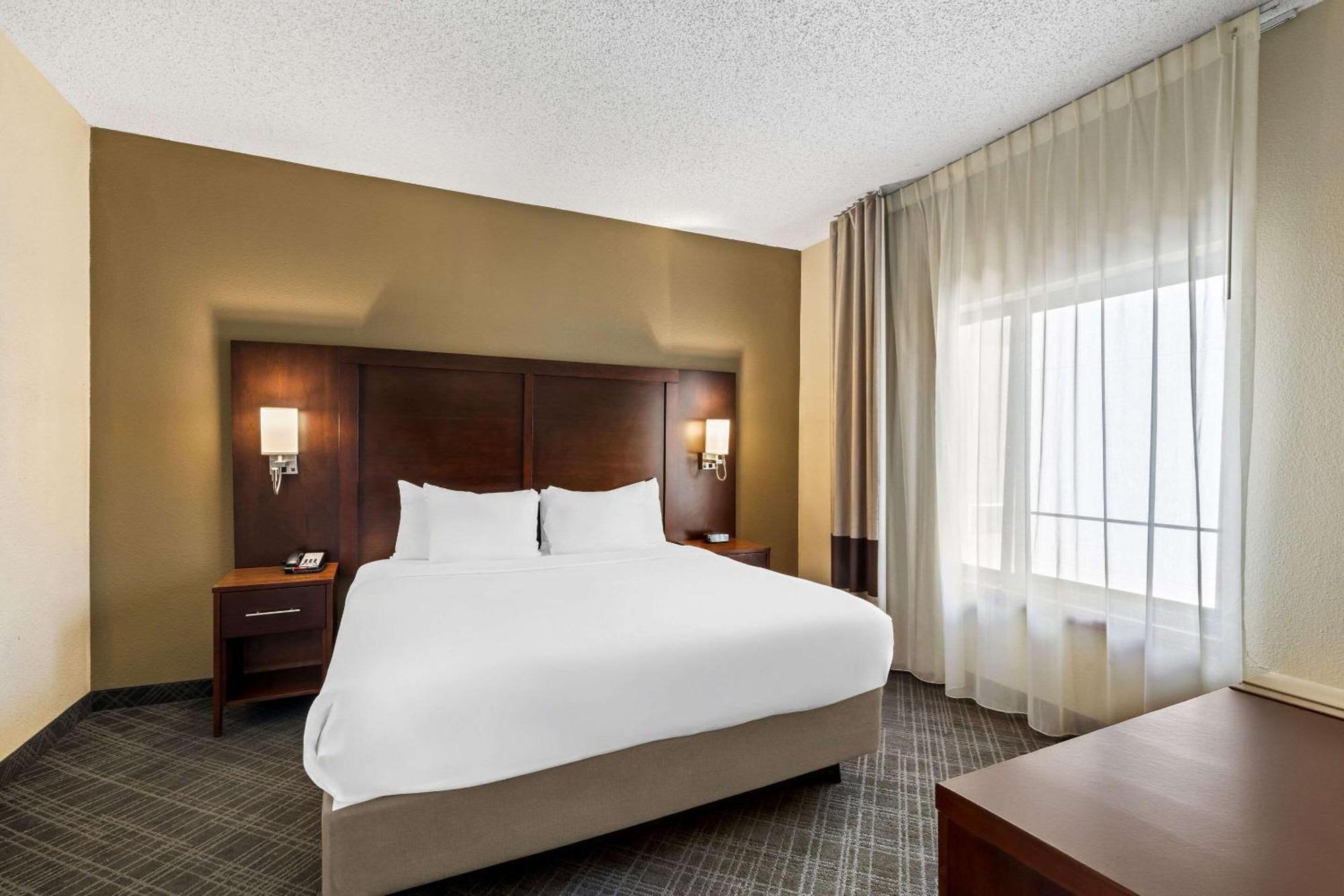 Comfort Inn Roswell-Dunwoody ภายนอก รูปภาพ