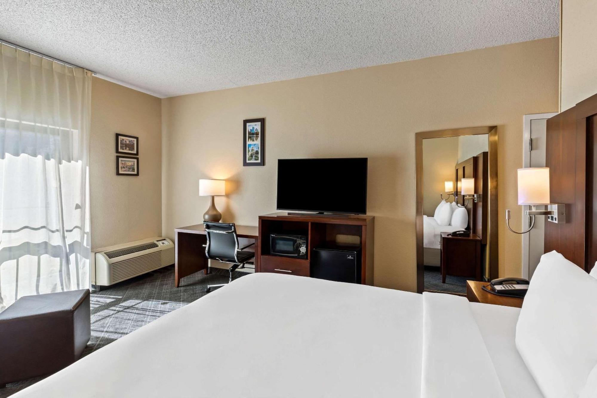 Comfort Inn Roswell-Dunwoody ภายนอก รูปภาพ