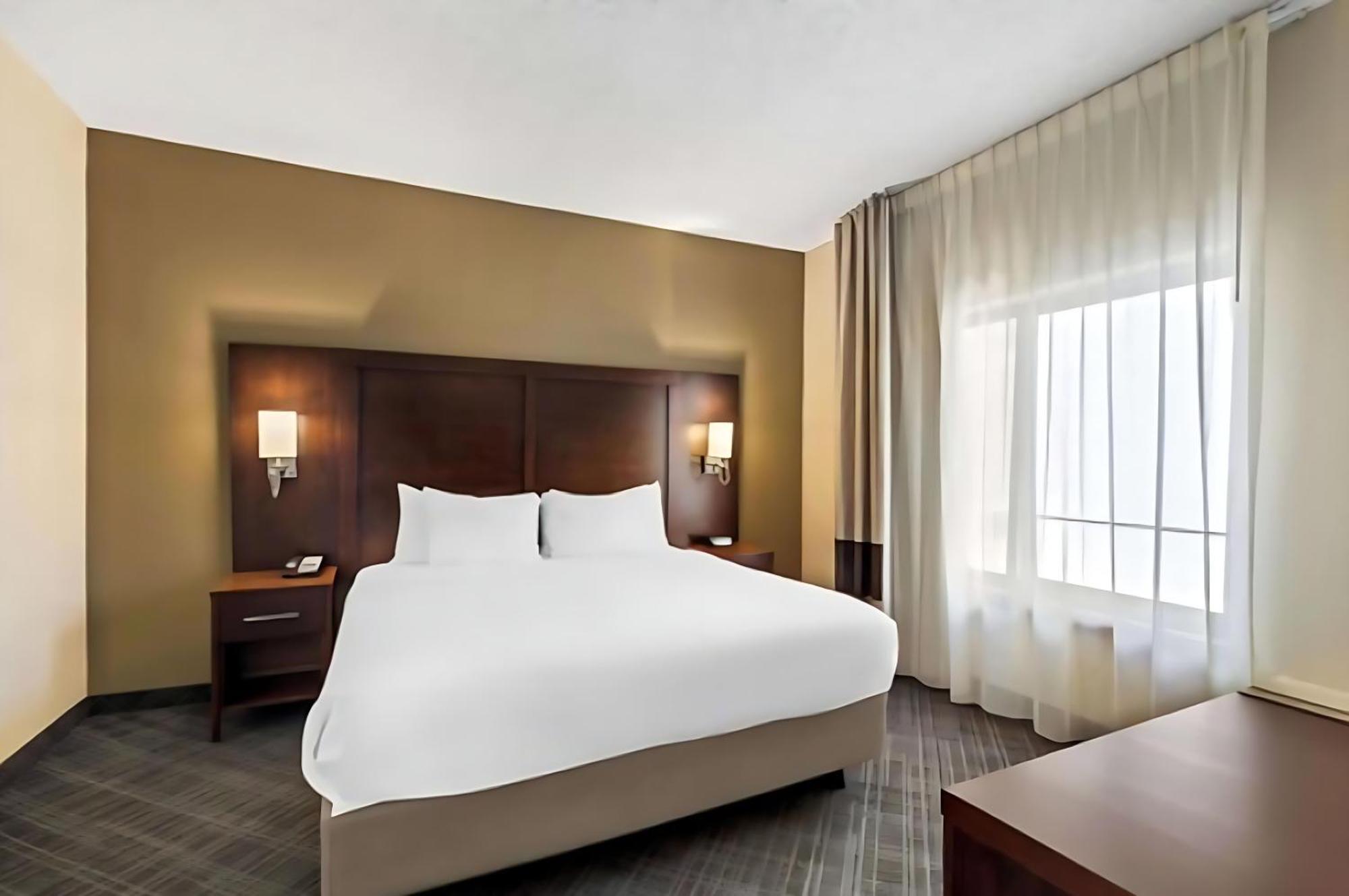 Comfort Inn Roswell-Dunwoody ภายนอก รูปภาพ